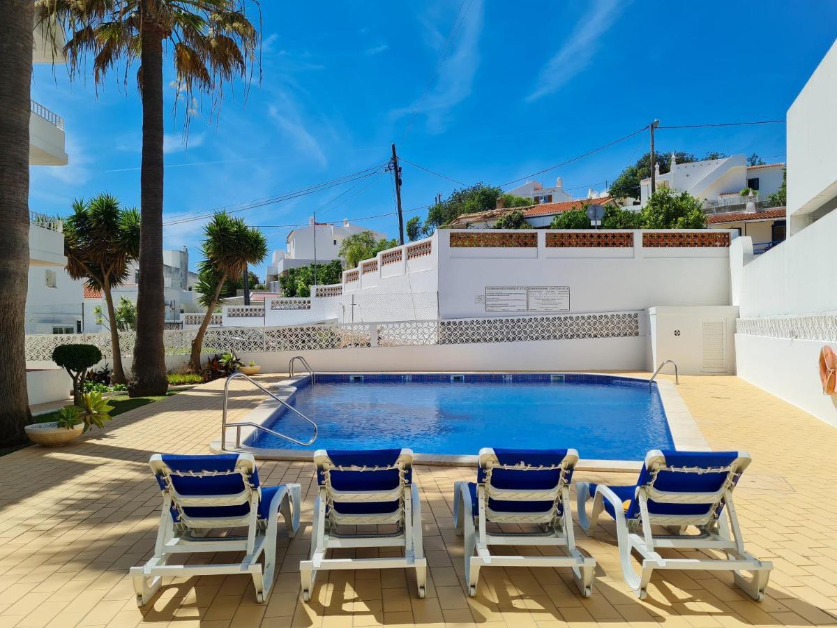 קארבואירו Casa Tombua - Pool - Beach & Center 300M - Ac - Wifi מראה חיצוני תמונה